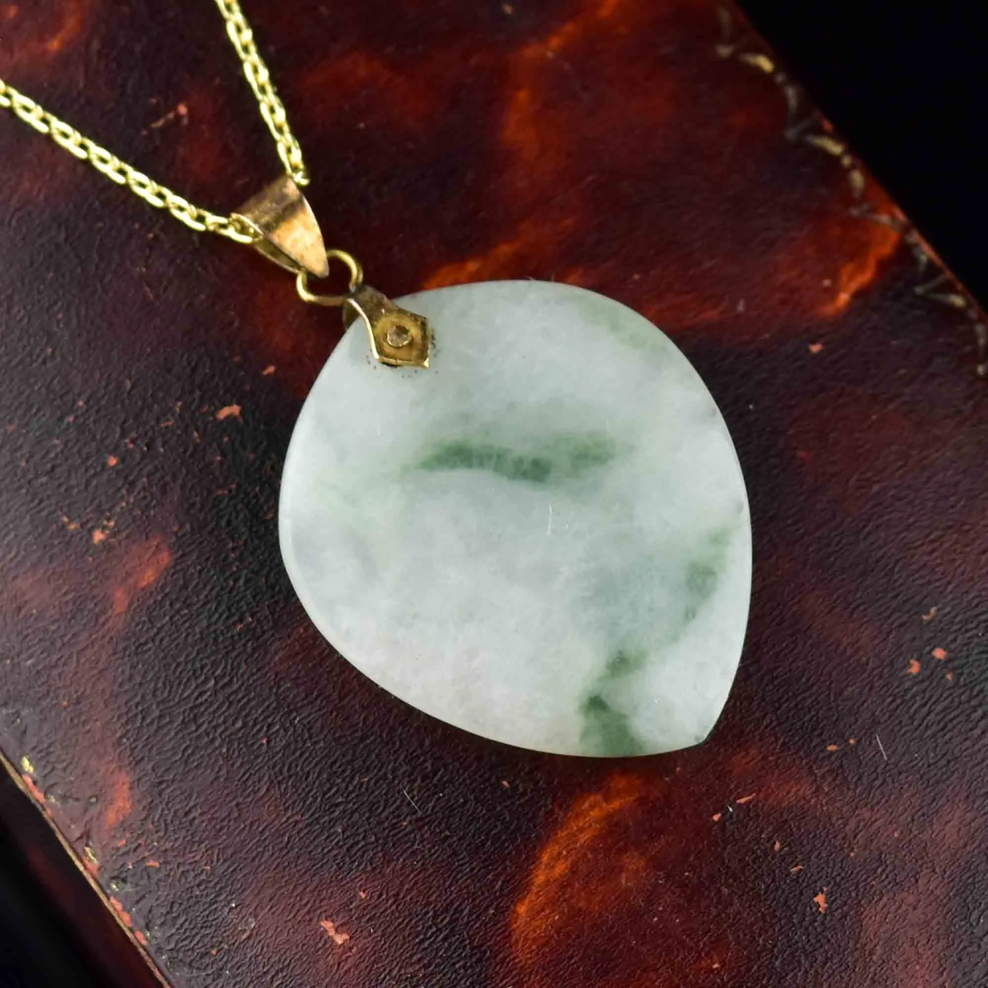 14K Gold Moss in Snow Jade Heart Pendant Necklace