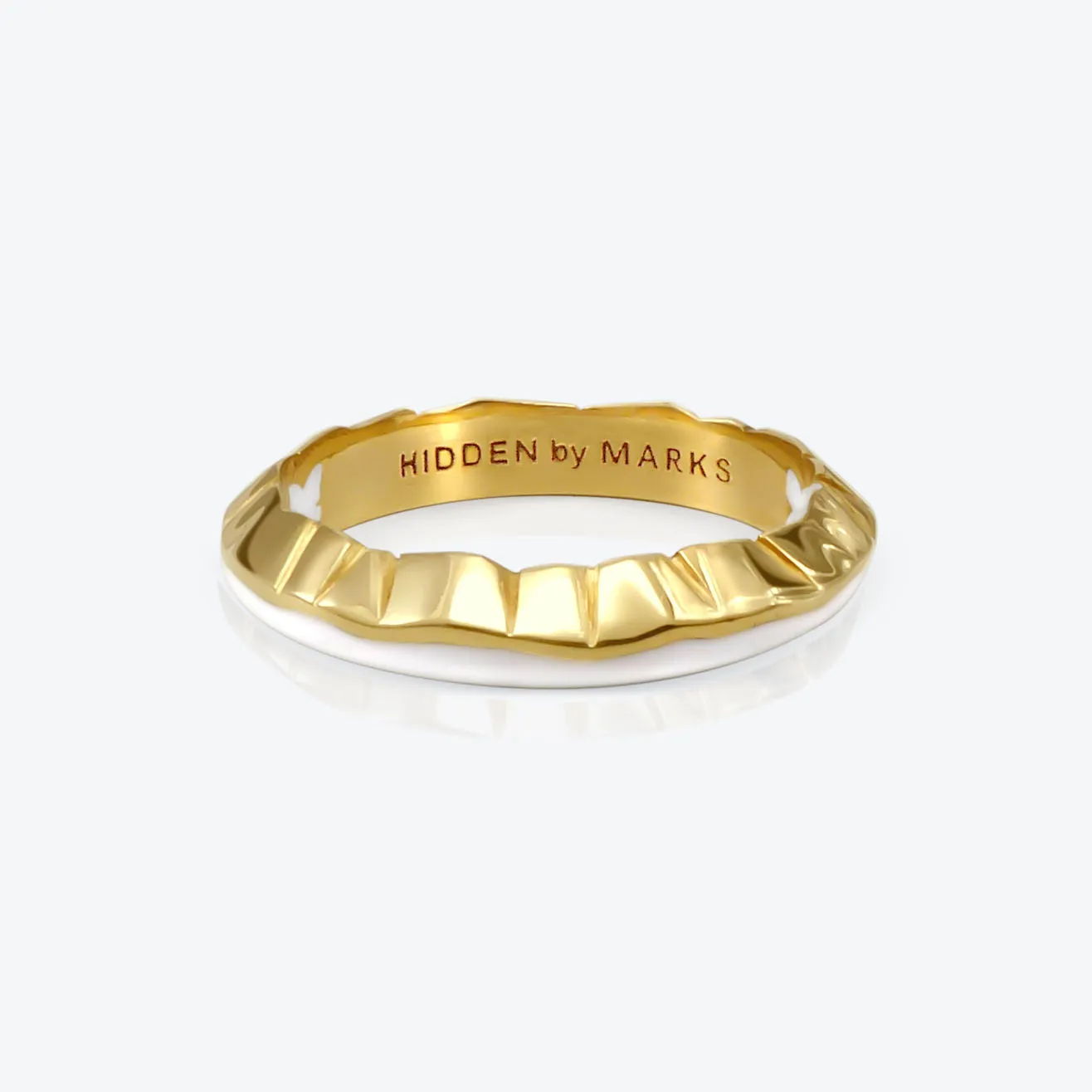 A.Iceberg 18K Gold Ring w. White enamel