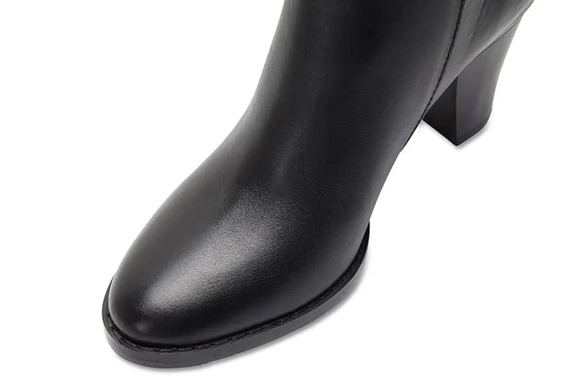 Balmoral Boot in Black Leather