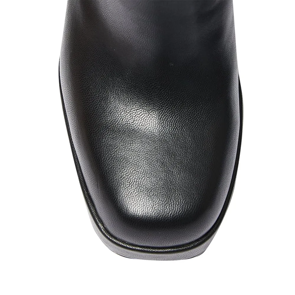 Capulet Boot in Black Smooth