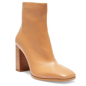 Dainty Boot in Camel Smooth