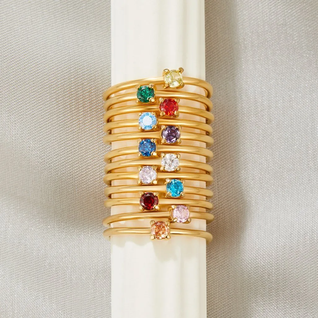 January Birthstone 18K Gold Ring