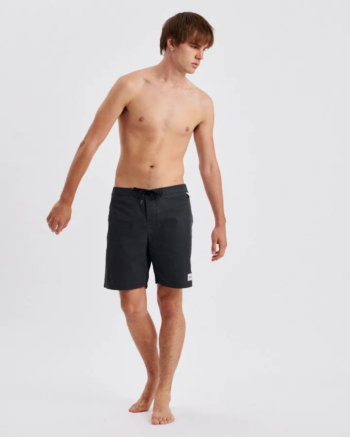 Temples 18" Boardshort - Asphalt